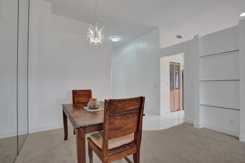SUPERB SINGLE STORY 4 BED/2.5 BATH WATERFRONT HOME! Room to - photo 24