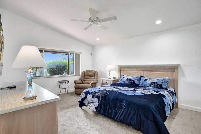 SUPERB SINGLE STORY 4 BED/2.5 BATH WATERFRONT HOME! Room to - photo 26