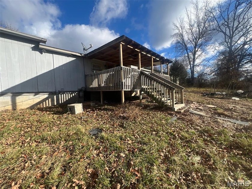 Don't miss this opportunity to own a 3-bedroom, 2-bathroom - photo 4