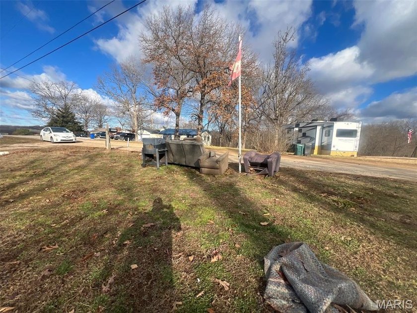 Don't miss this opportunity to own a 3-bedroom, 2-bathroom - photo 5