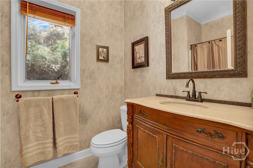 Perfectly positioned along the Marshwood golf course and just a - photo 28