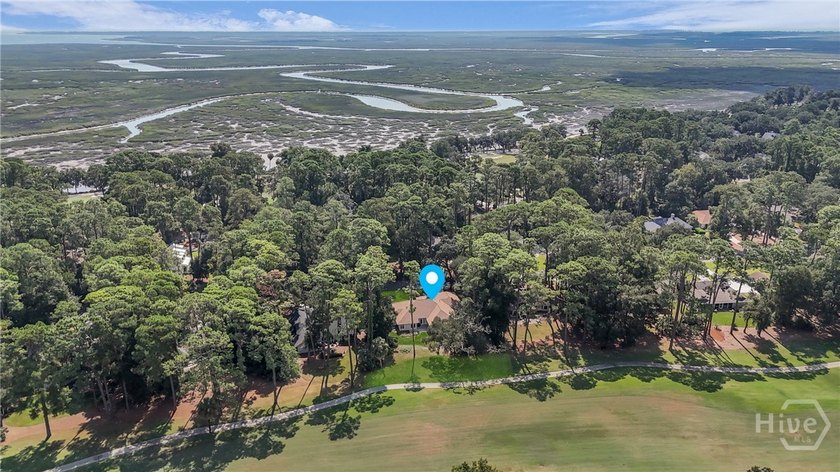 Perfectly positioned along the Marshwood golf course and just a - photo 43