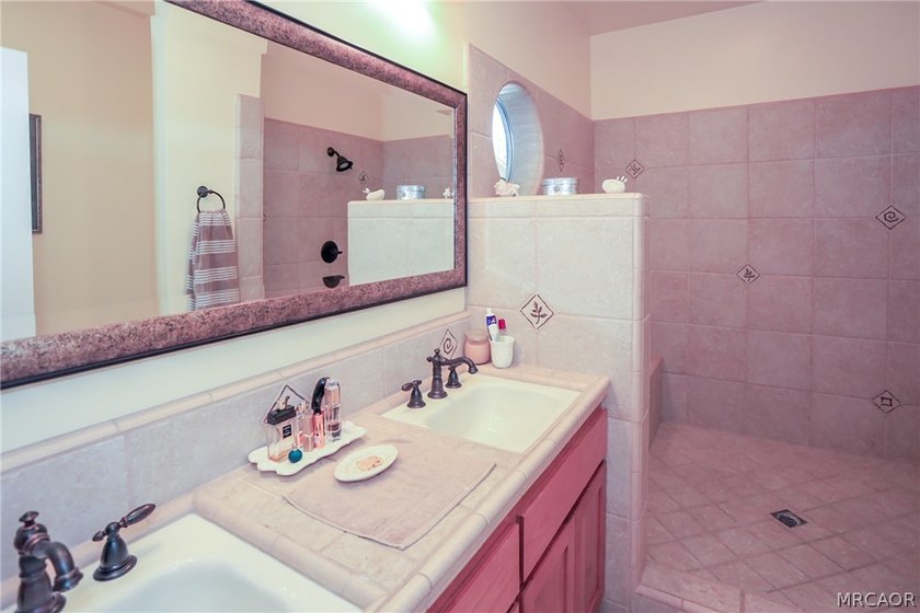 Custom Kawa Built Home on Exceptional Lot across from Lake with - photo 7
