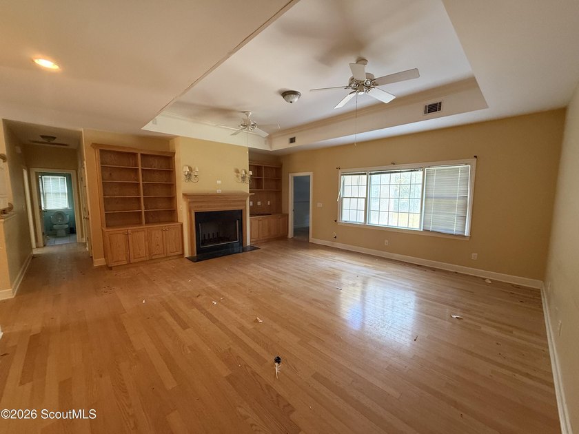 Bring your vision and transform this spacious traditional - photo 3