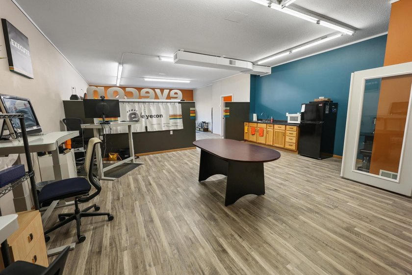 Investment opportunity consists of 4,500 square foot - photo 11