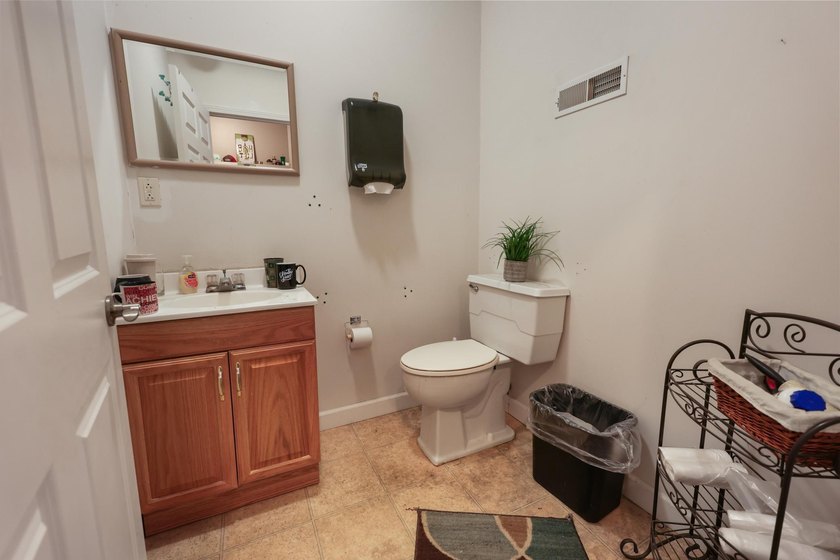Investment opportunity consists of 4,500 square foot - photo 22