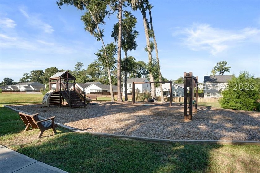 Welcome to 25 Chinquapin! A beautifully maintained home offering - photo 35