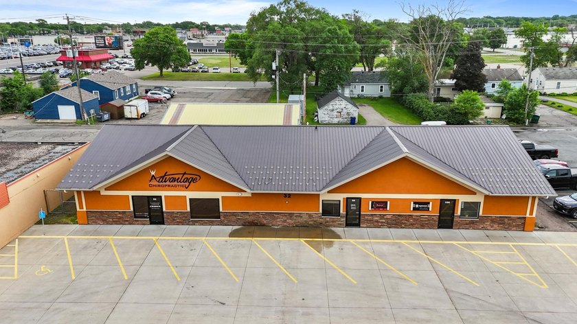 Investment opportunity consists of 4,500 square foot - photo 49