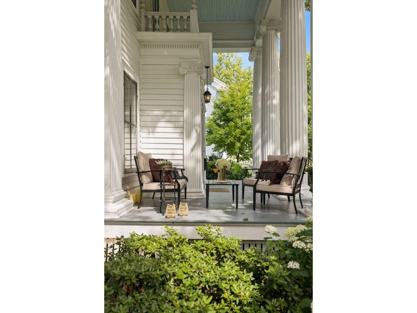 Nestled in the heart of Saint Paul's beloved Irvine Park - photo 6