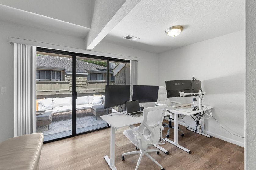 Welcome to this beautifully updated 2-bedroom, 2-bath - photo 19