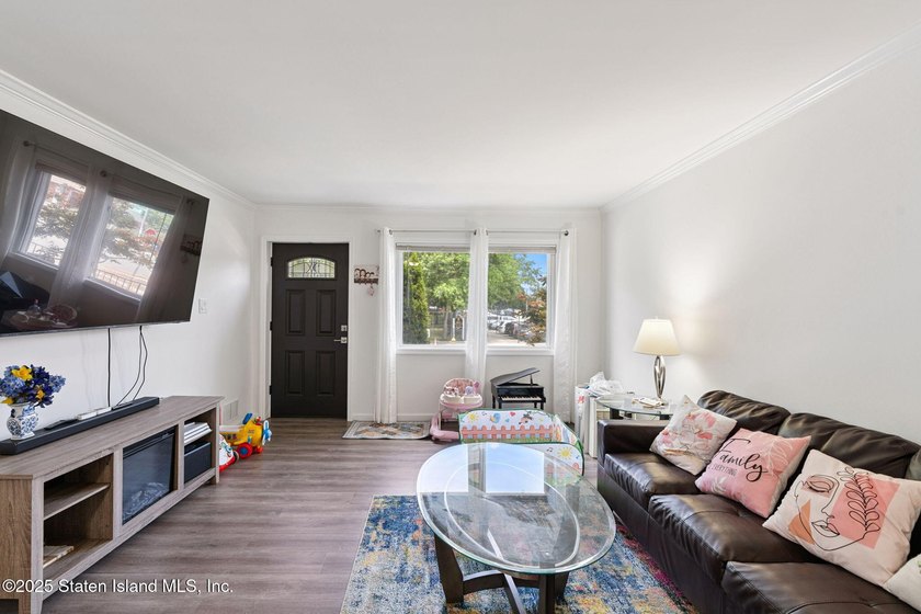 Welcome to your next chapter in this beautifully renovated - photo 5