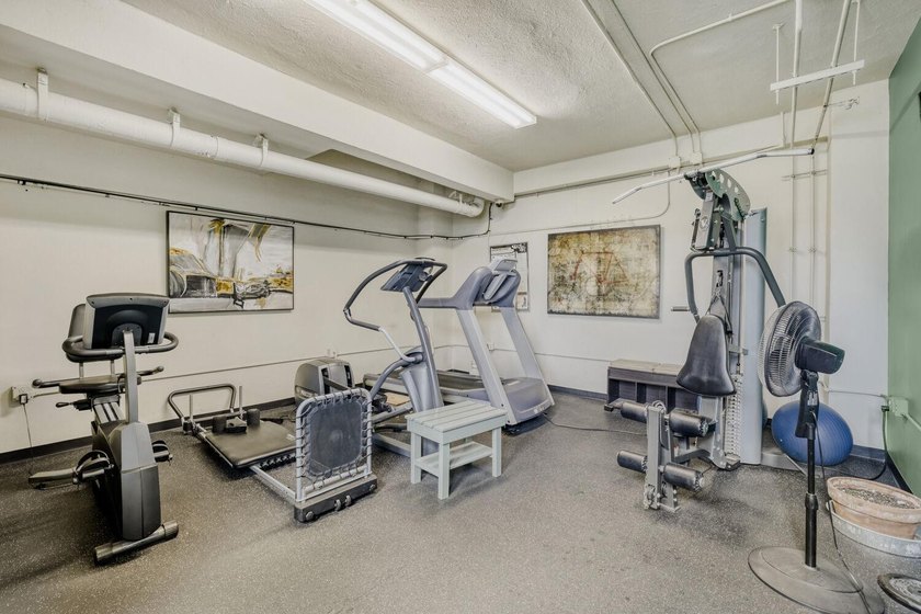 ELEGANT AND SECURE ART DECO BLDG.LARGE CO-OP UNIT HAS HARDWOOD - photo 27