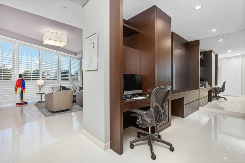 One Thousand Ocean Residence 208 is an exceptional contemporary - photo 22