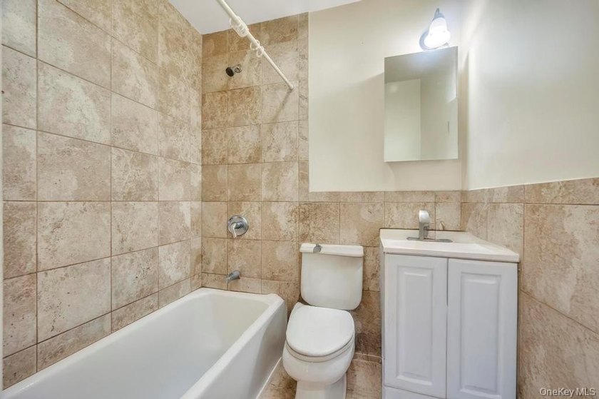 Welcome to your next East New York gem! This fully attached home - photo 23