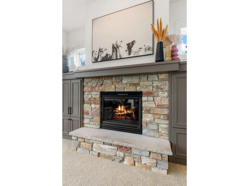 Welcome to 710 Shadyview Lane. Built by Pillar Homes, this - photo 7