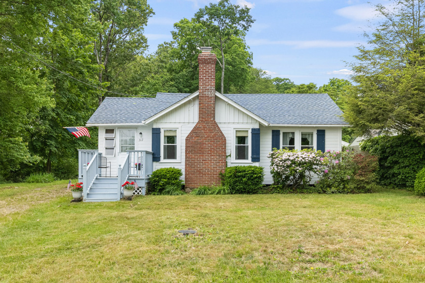 317 Lake Shore Drive, East Haddam, CT 06423, 2848012