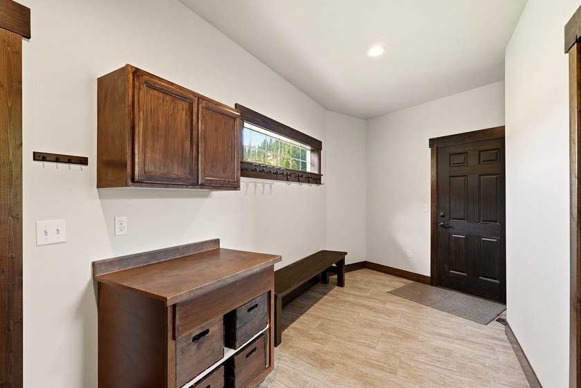 Creekside Estate in Hangman Valley | Freeman Schools. Nestled in - photo 27