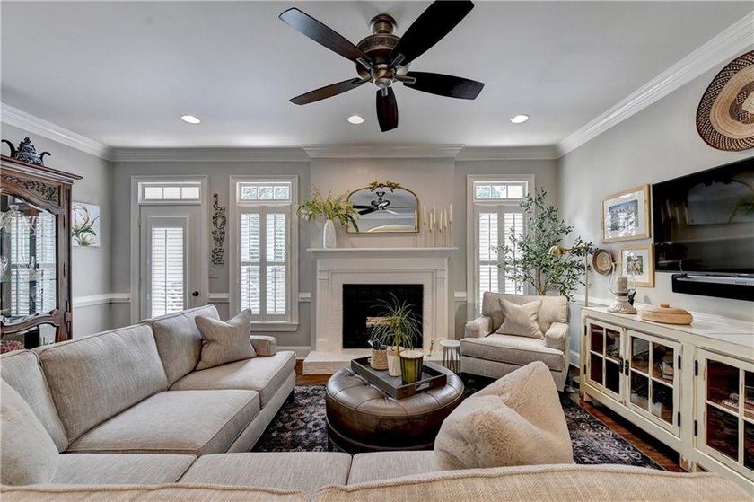 This lovely end-unit townhome in Roswell has been beautifully - photo 21