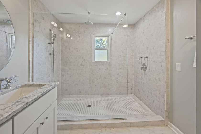 Rare opportunity to own a private, multi-generational estate - photo 36
