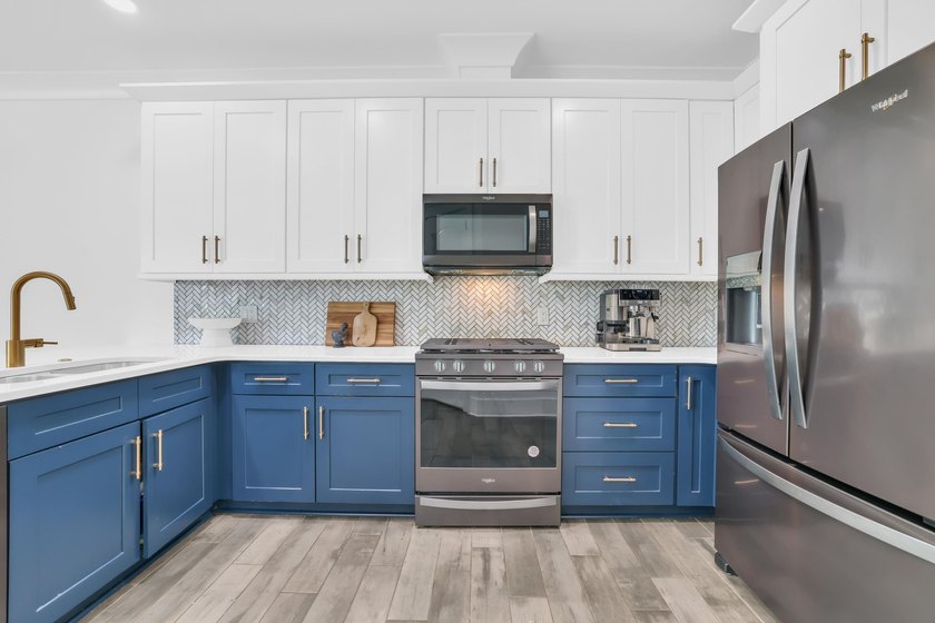 Welcome to 82 Dunes, one of Myrtle Beach's most sought-after - photo 4