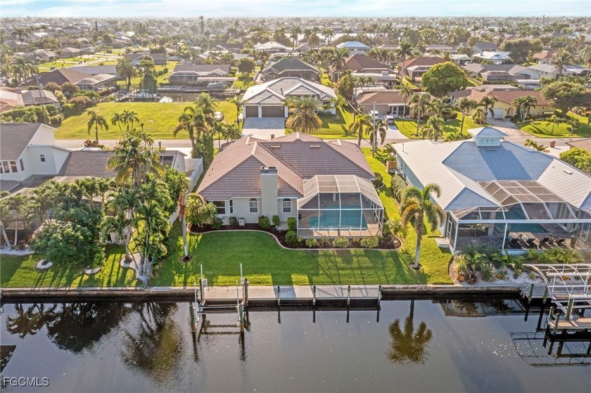 Situated in one of Cape Coral's most desirable waterfront - photo 3