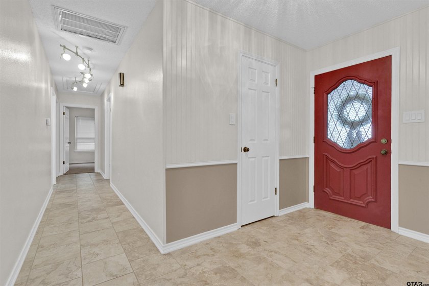 SELLER IS WILLING TO PAY 1/2 OF THE INITIATION FEE WITH AN - photo 3