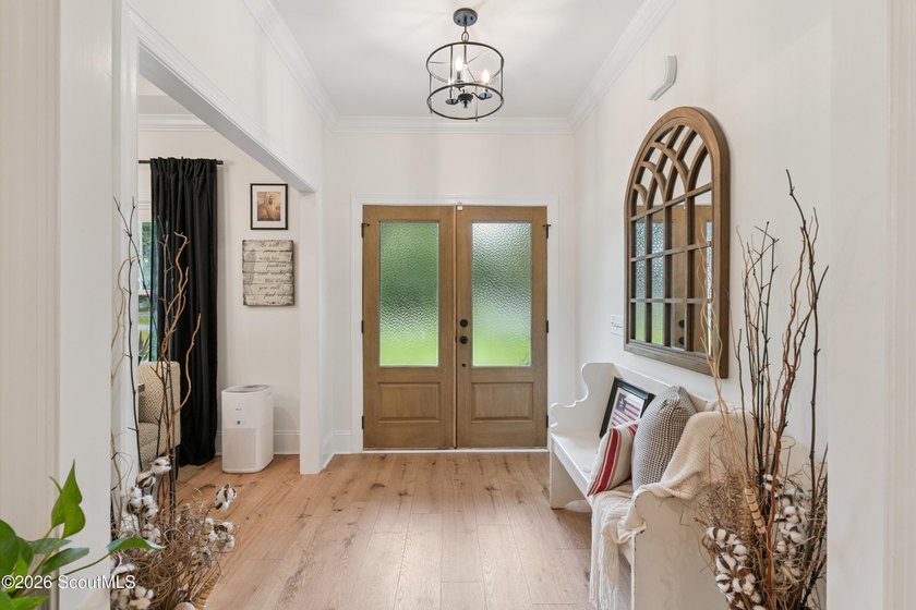 Immaculate and exceptionally maintained, this 4-bedroom, 3 - photo 4