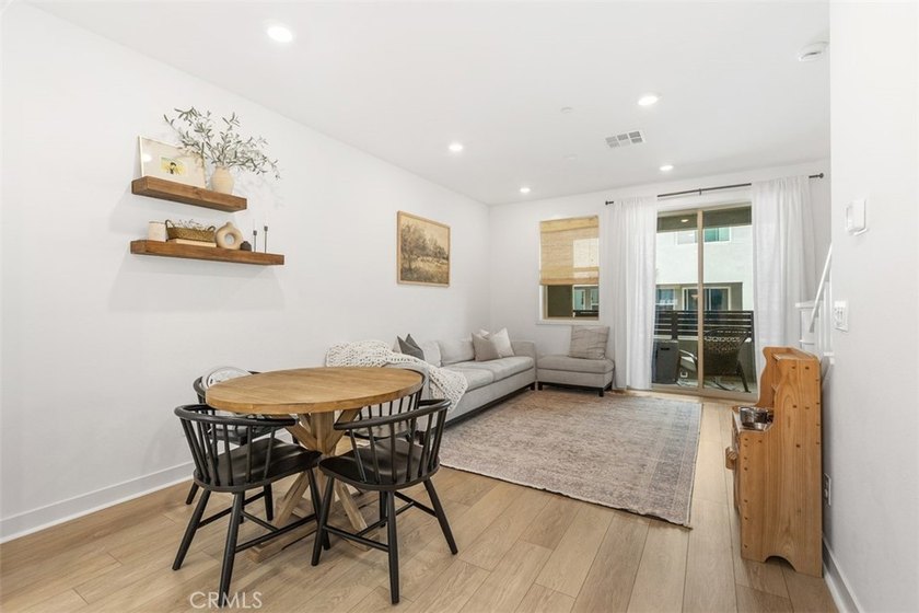 Welcome to this beautiful home in the highly sought after Oasis - photo 6