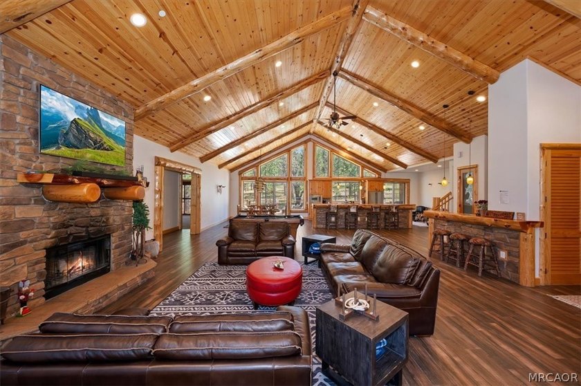 WELCOME TO *HEAVENLY VALLEY LODGE*, A BEAUTIFUL LOG-STYLE HOME - photo 8