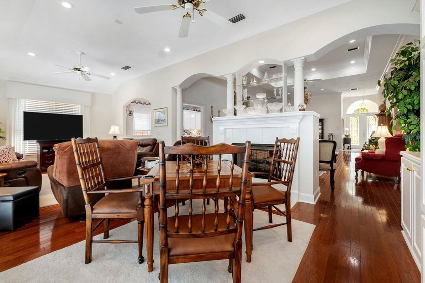 Golden Eagle fairway home - 3BR/3BA + den, pool, and views of - photo 25