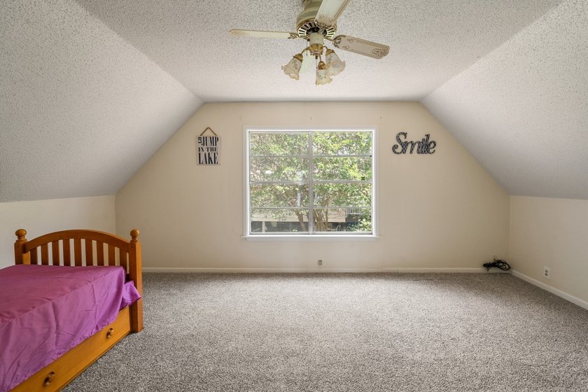 $51,000 price reduction! This home has wide open water views and - photo 38