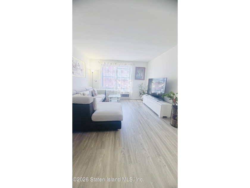 Welcome to this charming and well-maintained apartment, ideally - photo 3