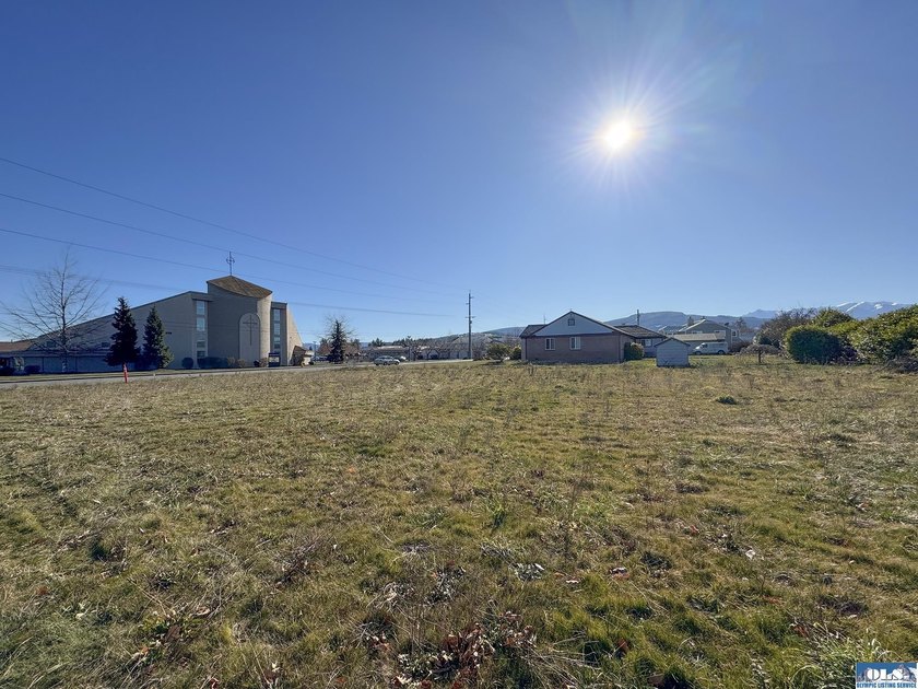 Two adjoining lots totaling 0.41 acres in Sequim's coveted - photo 15
