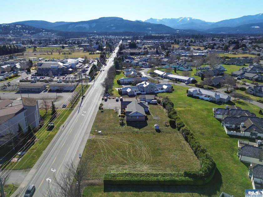 Two adjoining lots totaling 0.41 acres in Sequim's coveted - photo 30