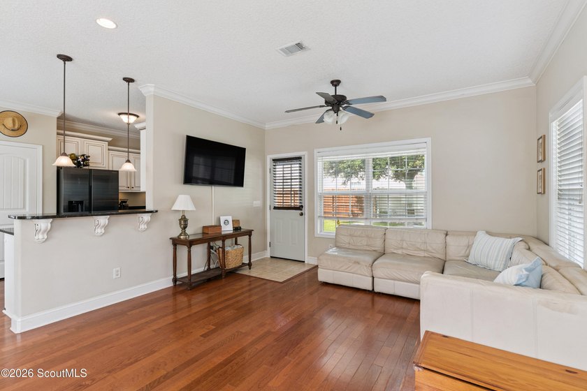 Gracefully positioned on a premium corner lot, this beautifully - photo 8