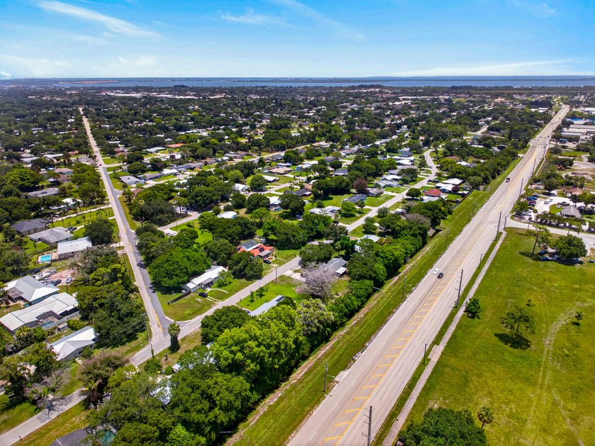 Investor opportunity in Fort Pierce! This 3-bedroom, 2-bath CBS - photo 28