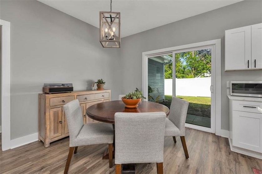BIG LOT, beautifully designed 3BR/2BA home in the sought-after - photo 12