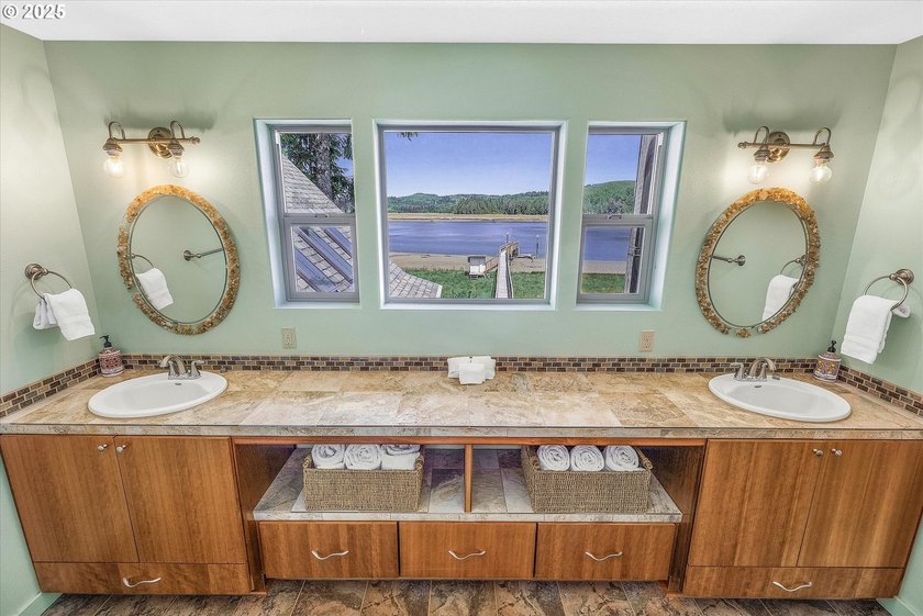 Welcome to your coastal paradise where rustic charm meets serene - photo 30