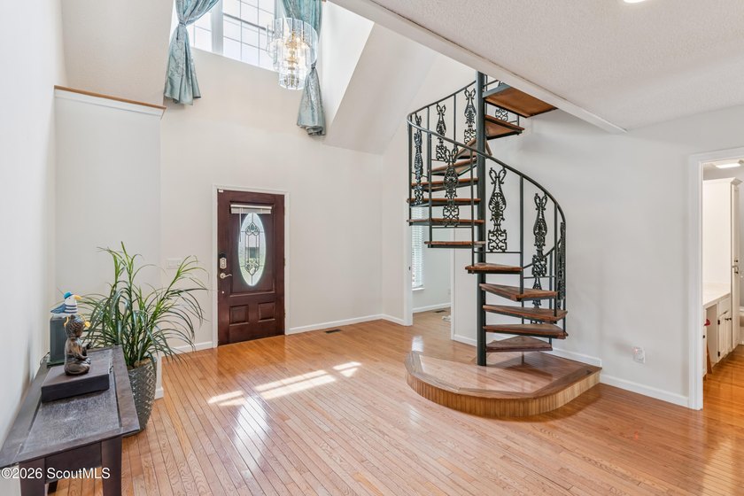 Enjoy fantastic MARSH AND RIVER views and your own private - photo 9