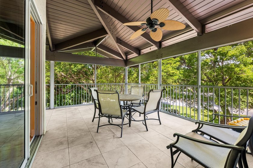 PRIVACY GALORE! For buyers who crave true seclusion and one - photo 11