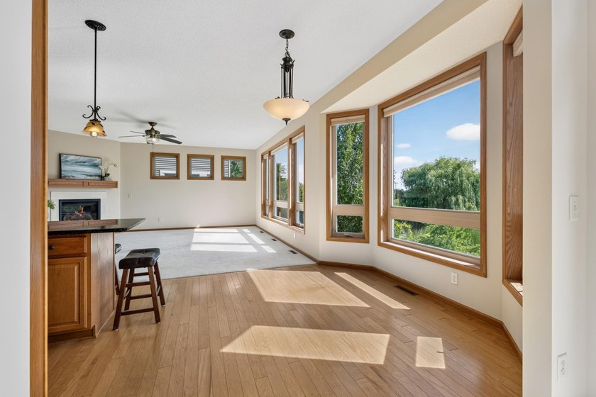 Exceptional pride of ownership is evident throughout this - photo 16