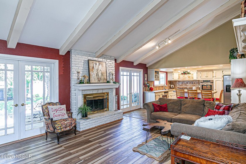 Where Family Memories Begin in Foxenwood Estates Welcome home to - photo 4