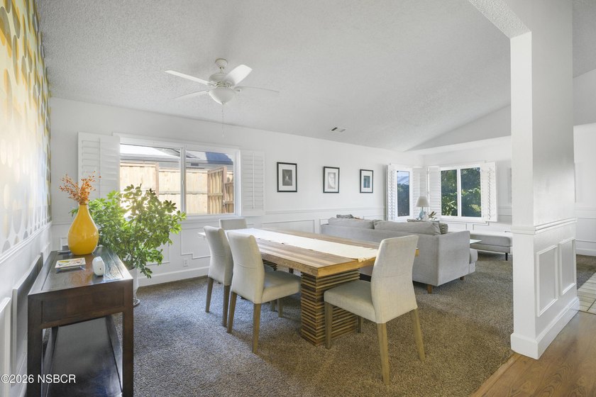 Blending contemporary style with a spacious and functional 2,026 - photo 3
