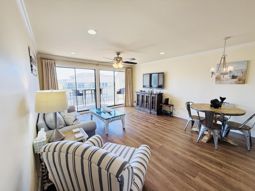 Welcome to this beautifully updated 1-bedroom &amp; rare 1.5-bath - photo 6