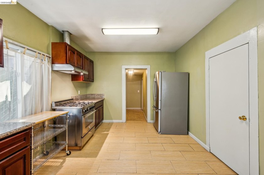 Exceptional investment opportunity to own a fully occupied - photo 16