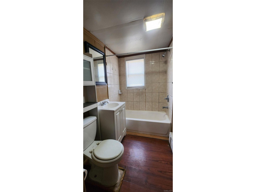 LOW TAXES!! Perfect starter home features 2 bedrooms, full bath - photo 16