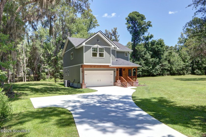 Definitive Coastal living in this charming NEW CONSTRUCTION - photo 4