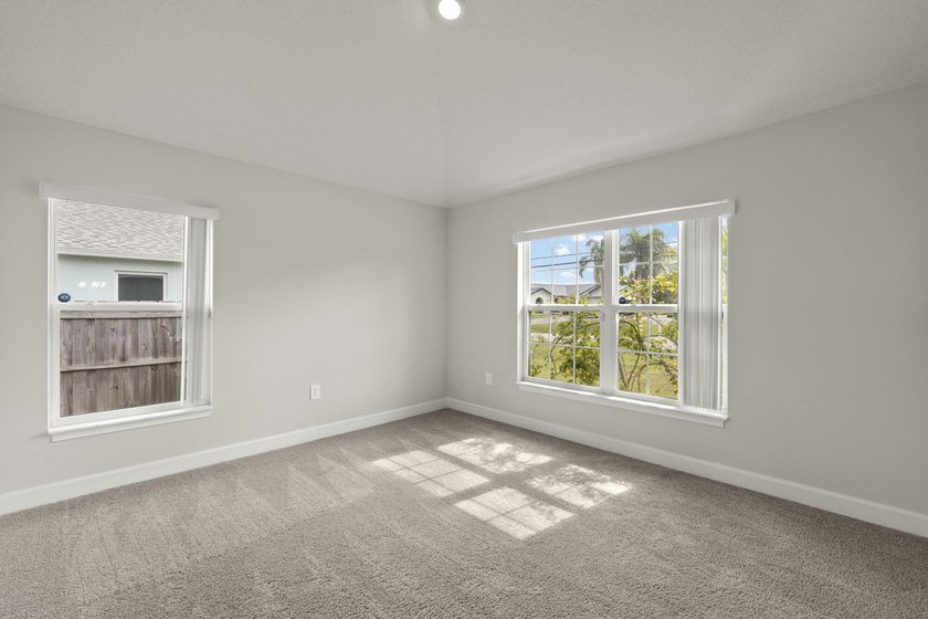 Completed in November 2021, this beautifully maintained CBS home - photo 11