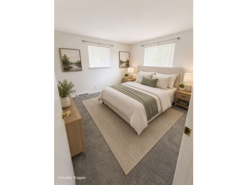 Well maintained, split-level ranch in great neighborhood. Step - photo 12