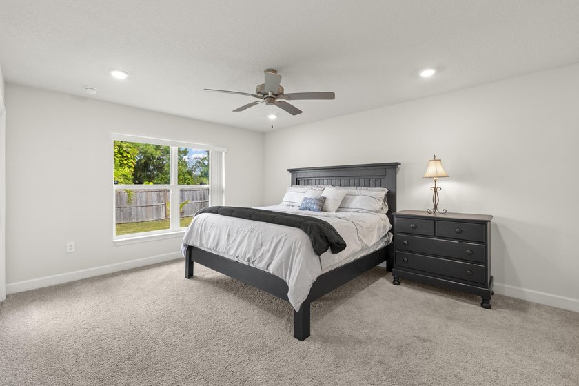 Completed in November 2021, this beautifully maintained CBS home - photo 12